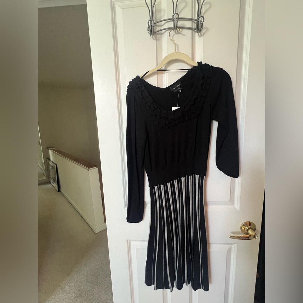 Max & Cleo Black and White Long Sleeve Dress